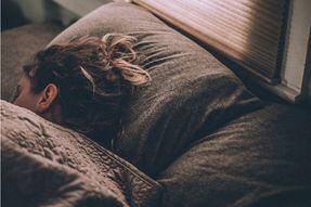 ¿Qué es la apnea del sueño y cuáles son sus síntomas? 