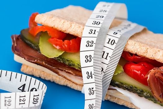 Un nutricionista nos explica por qué no perdemos rápidamente al hacer dieta.