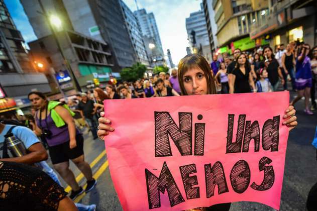 Buscan a los responsables de torturar y robar a una mujer en Medellín