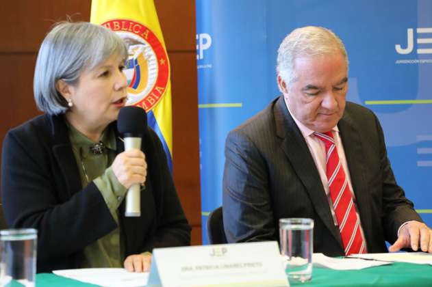 Contraloría entrega primer informe a la JEP sobre casos de corrupción para favorecer a ilegales
