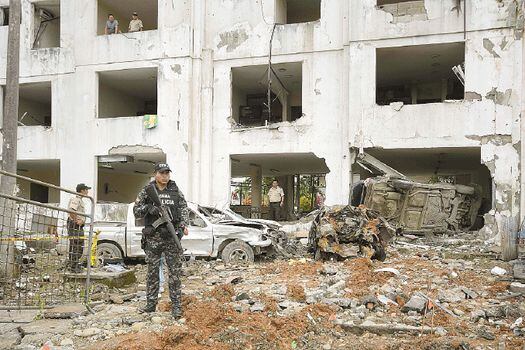 Así quedó la estación de Policía de San Lorenzo, Esmeraldas, tras el ataque del pasado 27 de enero. / AFP
