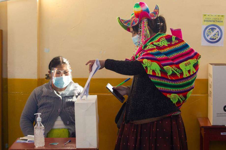 Perú elige presidente en una segunda vuelta este domingo 6 de junio. 