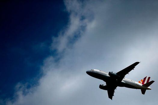 Viajes aéreos desafían crisis de crecimiento económico mundial