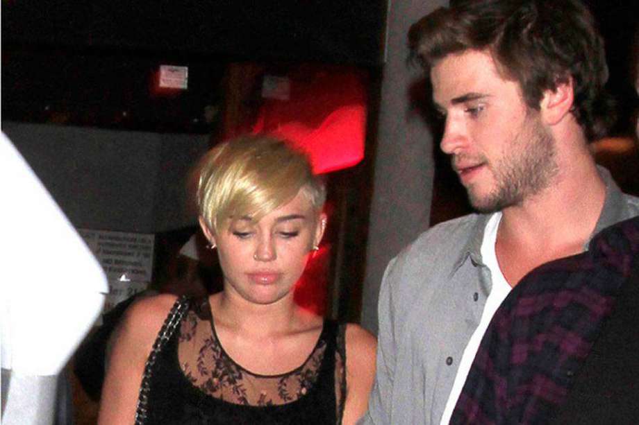Miley Cyrus y Liam Hemsworth. / Bang Showbiz