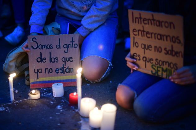 Realizan velatón en Bogotá por las personas reportadas como desaparecidas en el Paro Nacional 