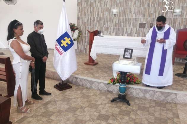 (Galería) Palacio de Justicia: 36 años después, entregan restos de Marina Ferrer