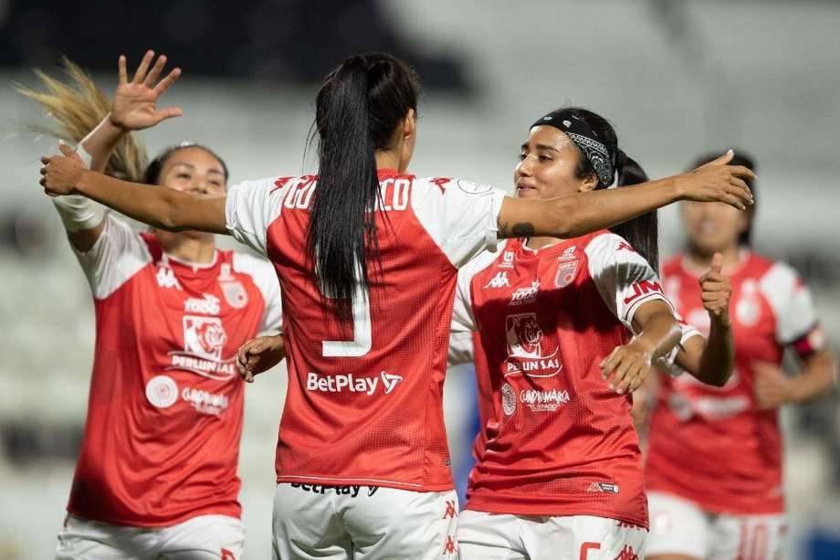 Joemar Guarecuco, autora del gol de Santa Fe contra Sol de América en la Copa Libertadores Femenina 2021.