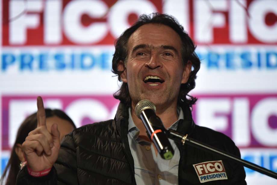 Celebración del candidato a la presidencia por el partido Equipo por Colombia Federico Gutiérrez luego de salir victorioso en la jornada de elecciones del 13 de marzo