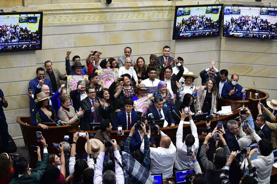 Plenaria del Senado tras la aprobación de la reforma pensional.