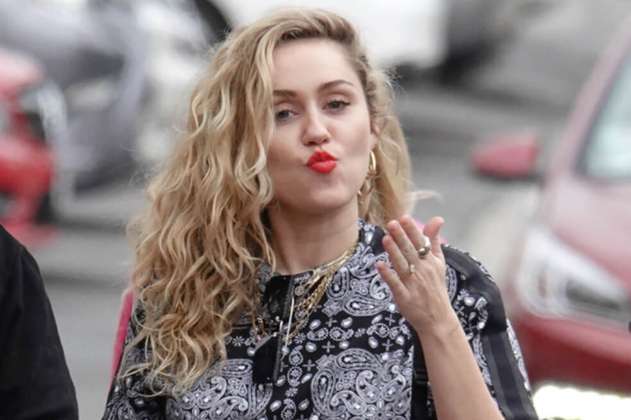 Miley Cyrus promociona sus nuevas canciones con condones