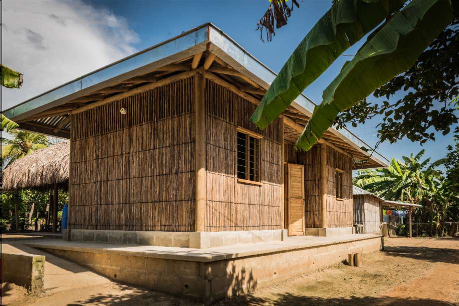 En La Mojana se impulsa un proyecto para elaborar casas que estén adaptadas a riesgos climáticos, como las inundaciones.