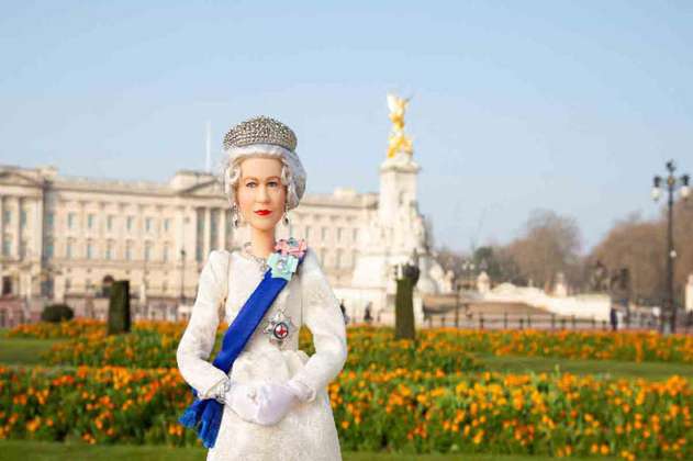 La reina Isabel II se convierte en Barbie: Mattel lanza muñeca en su cumpleaños 96