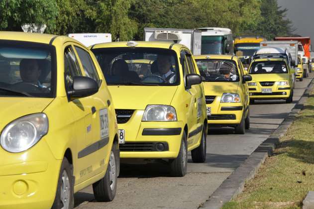 Así avanza paro de taxistas en principales ciudades del país