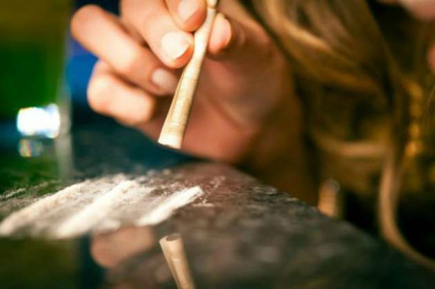 Corte ordena atender a policía que aseguró volverse adicto al incautar sustancias psicoactivas 