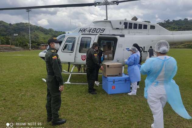 Helicóptero que llevará vacunas a zonas rurales de Cundinamarca, al fin toma vuelo
