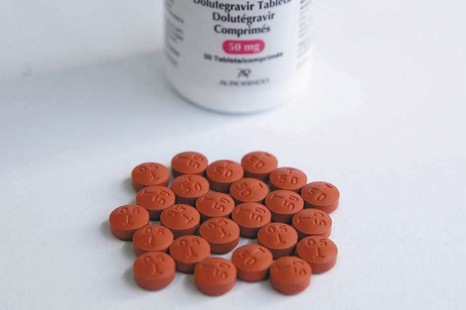  La OMS recomienda este medicamento como tratamiento de primera línea contra el VIH. / Reuters