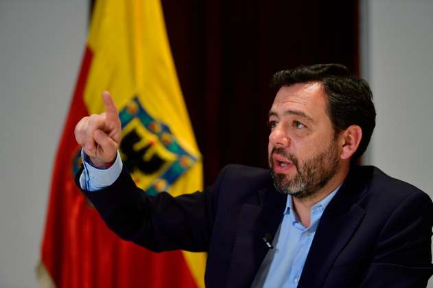 “Una cosa es estar en campaña, otra es estar al frente del Gobierno”: Carlos Fernando Galán