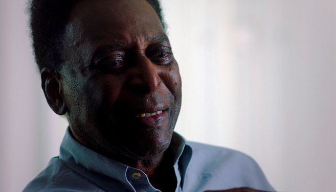 Pelé claimed to be in better health and joked about playing soccer again