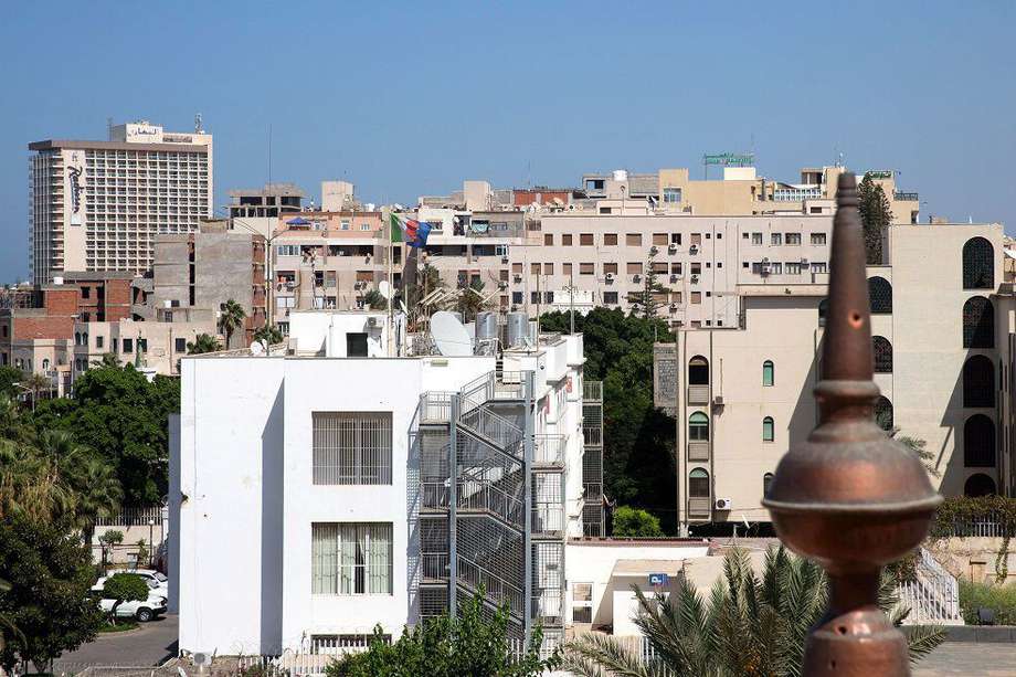 Libia es un estado fallido, víctima del caos y la guerra civil. El conflicto se recrudeció por la búsqueda del control de su capital, Trípoli.  / EFE