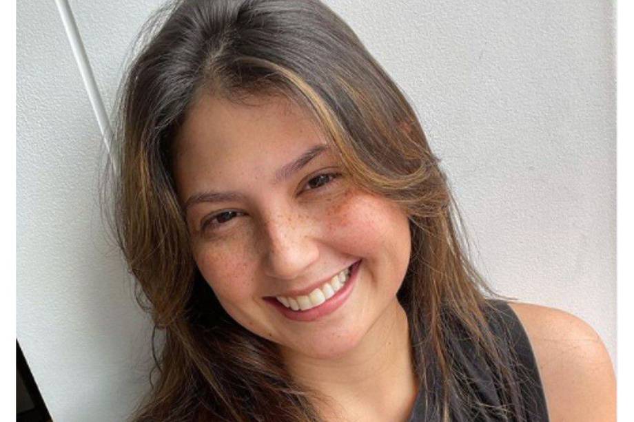 Un especialista nos cuenta de qué se trata la parálisis facial, afección que vive la actriz Laura Rodríguez.
