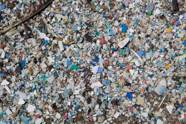 Inicia el primer encuentro global para salvar a los océanos de los plásticos