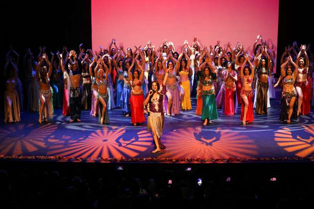 Antonina Canal celebró 30 años de trabajo con la Danza Árabe y Bollywood
