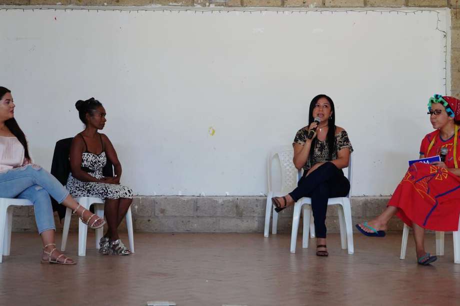 Mercy Corps organizó un conversatorio con mujeres migrantes emprendedoras en Colombia.