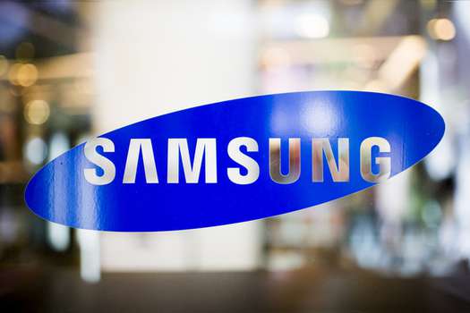 240 personas contrajeron enfermedades profesionales tras haber trabajado en fábricas de tarjetas de memoria y de pantallas de Samsung. / Bloomberg.