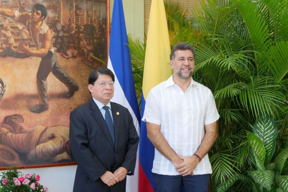 León Fredy Muñoz fue recibido hoy por el Canciller del país centroamericano, Denis Moncada Colindres.