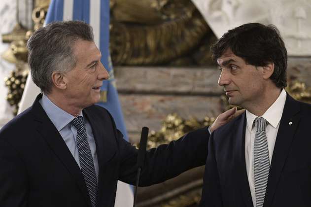 Gobierno de Argentina se propone estabilizar moneda y cumplir meta fiscal
