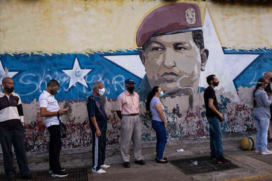 El regreso de la oposición no logró animar a los votantes venezolanos; se registró una alta abstención.  / AFP
