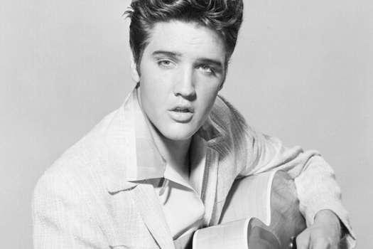 Elvis Presley se convirtió en una leyenda musical a su muerte
