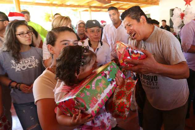 Exguerrilleros de las Farc celebran primera Navidad en paz y en familia