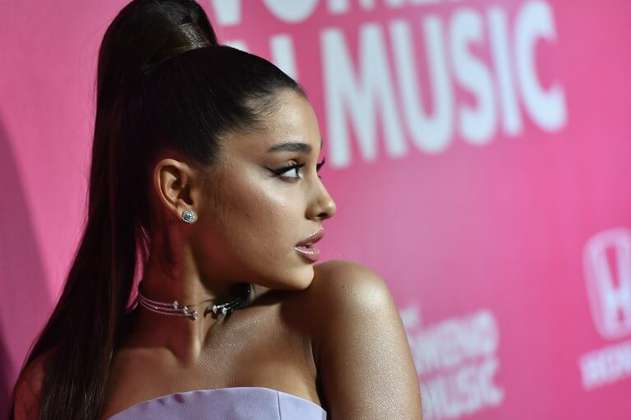 Ariana Grande rinde homenaje a Mac Miller en el inicio de su gira mundial