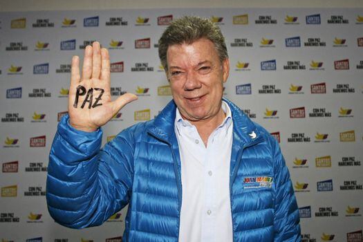 Varios empresarios envían apoyo al presidente-candidato Juan Manuel Santos