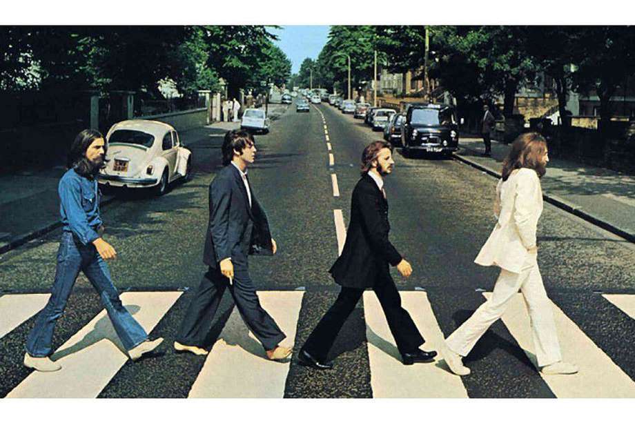 De izquierda a derecha: George Harrison, Paul McCartney, Ringo Starr, John Lennon, integrantes de Los Beatles.
