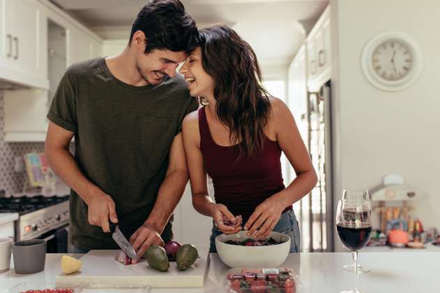 ¿Cómo influye la alimentación en las relaciones de pareja?