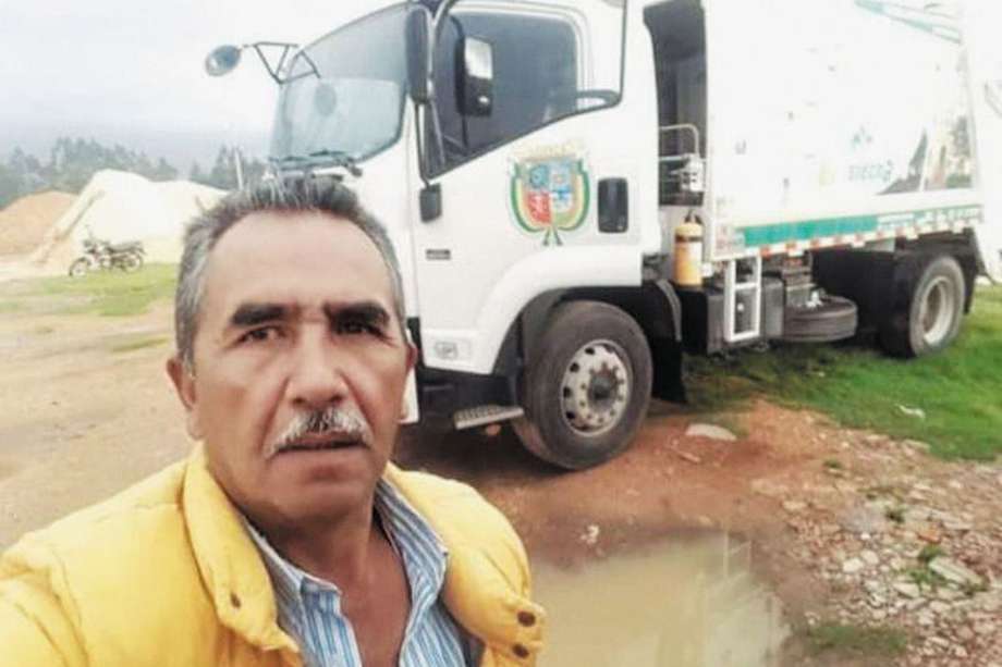 Hildebrando Rivera, de 60 años, regresaba a su casa desde Funza cuando se registró el accidente que momentos después le costaría la vida. / Cortesía