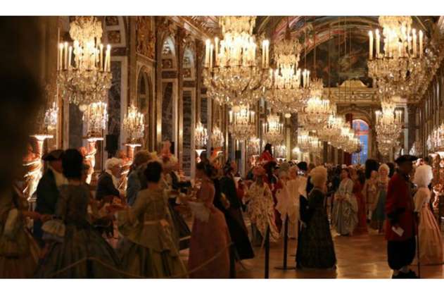 El esplendor de Versalles resucita con una suntuosa gala de disfraces