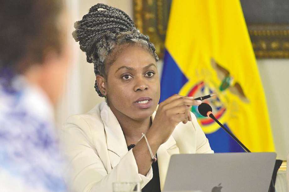 La ministra de Educación, Aurora Vergara, explica que la reforma a la Ley 30 supondría recursos adicionales por más de $33 billones.