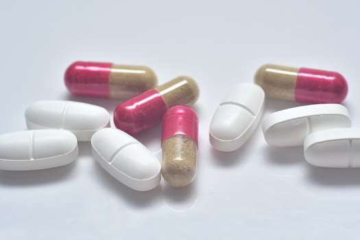 Paxlovid se convirtió en la primera píldora antiviral en recibir el visto bueno de la Administración de Alimentos y Medicamentos de Estados Unidos. IMAGEN DE REFERENCIA
