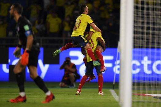 Gol Caracol eliminación mundial Colombia vs Chile marcó un rating de 21,02% (Photo by Juan BARRETO / AFP).