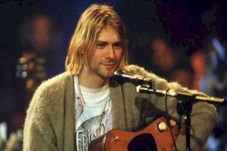 El año pasado la subasta de su guitarra, que usó durante la presentación 'MTV Unplugged in New York' en 1993, recaudó la cifra récord de seis millones de dólares. CORTESÍA
