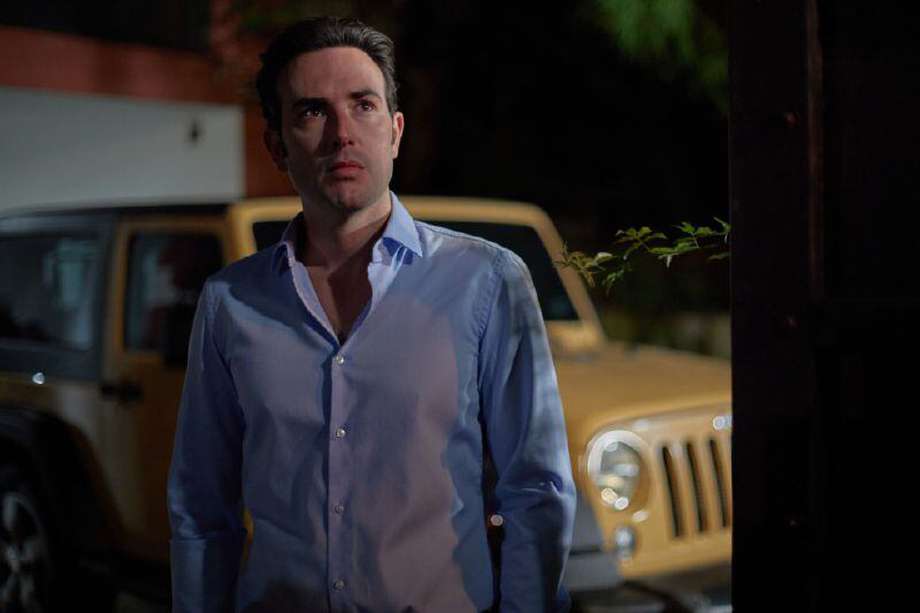 Sebastián Martínez interpretando a Zacarías en "Pálpito", la producción grabada en Colombia. / Cortesía: Netflix