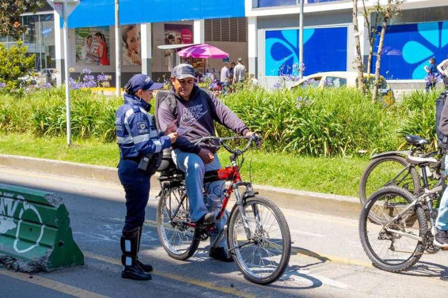 Distrito define restricciones de circulación a ciclomotores en Bogotá