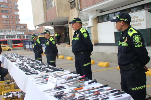 Policía de Bogotá destruirá más de 12.000 armas incautadas 