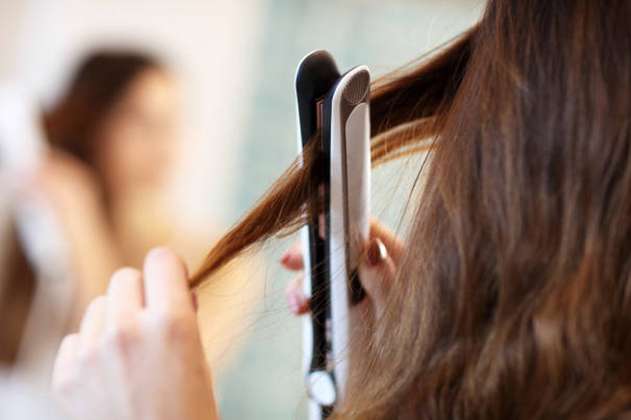 3 ingredientes naturales para alisar tu cabello y evitar la plancha