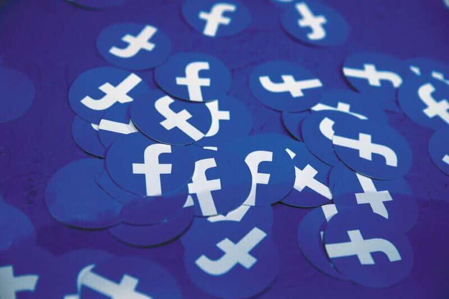 Facebook es una de las principales redes sociales a nivel mundial, con casi 2.800 millones de usuarios mensuales. / AFP. 