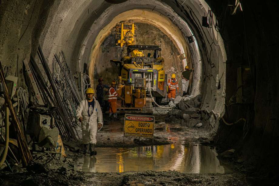 El túnel Guillermo Gaviria Echeverri tendrá 9,86 kilómetros de punta a punta.