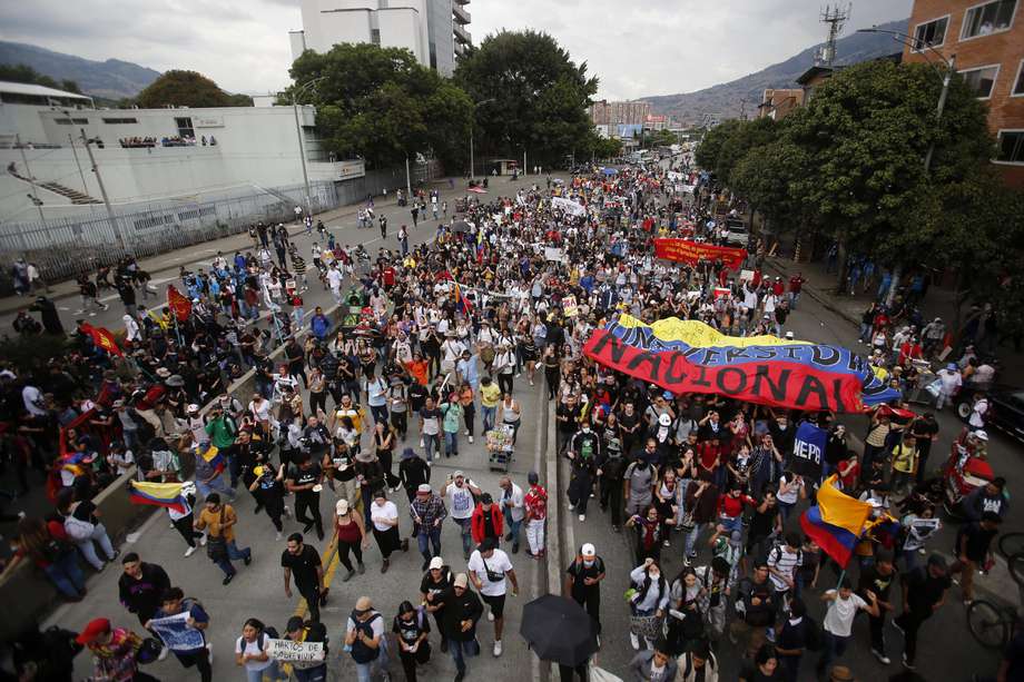 En Colombia existe una deuda para regular la protesta social. EFE/ Luis Eduardo Noriega A.
